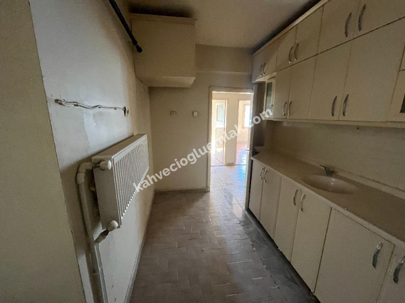 KAHVECİOĞLU EMLAK'DAN AKDEĞİRMEN MAH SATILIK DAİRE
