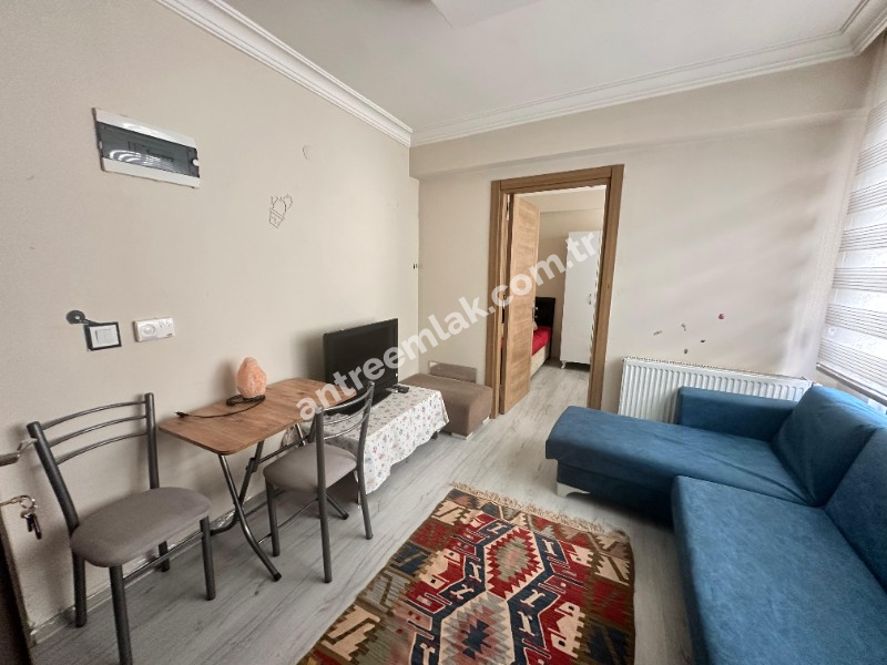 Antre Emlak'tan Eşyalı Kiralık Buca Kuruçeşme Kampüs Yanında 1+1 Zemin Kat Daire