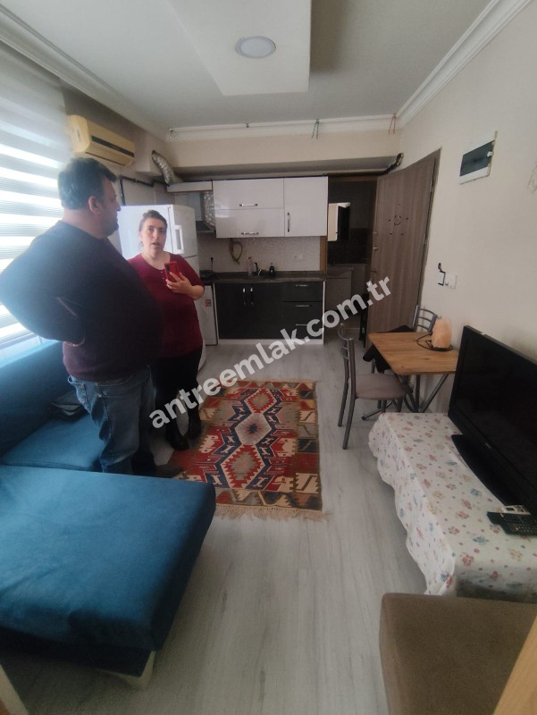 Antre Emlak'tan Eşyalı Kiralık Buca Kuruçeşme Kampüs Yanında 1+1 Zemin Kat Daire