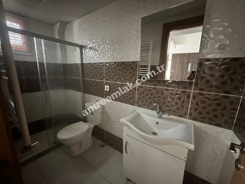 Antre Emlak'tan Eşyalı Kiralık Buca Kuruçeşme Kampüs Yanında 1+1 Zemin Kat Daire