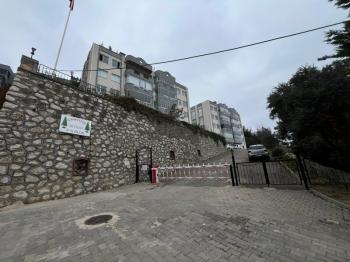 MUDANYA GÜZELYALI SİTELERDE OTOPARKLI, DENİZ MANZARALI SİTEİÇİ SATILIK 3+1 DAİRE