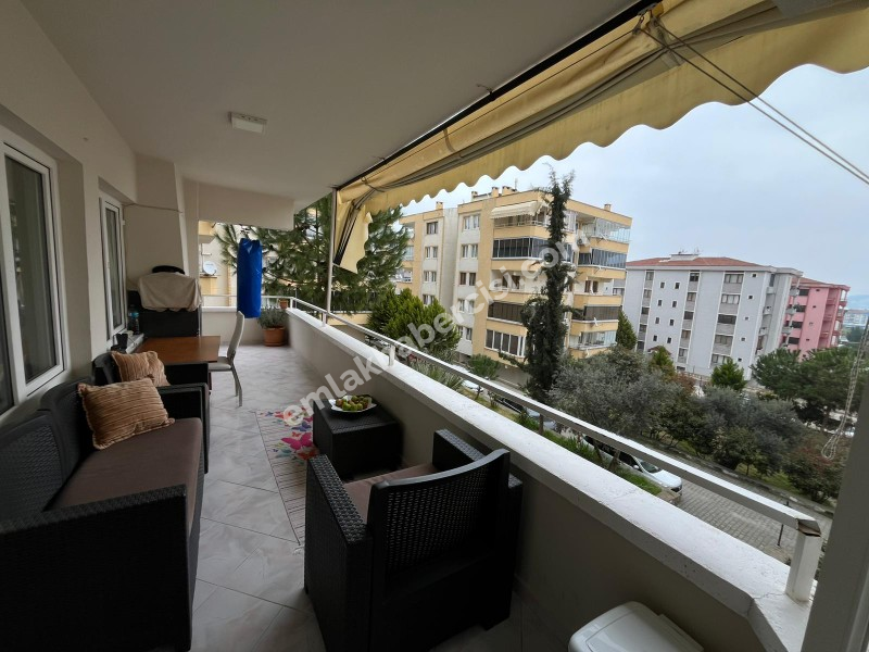 MUDANYA GÜZELYALI SİTELERDE OTOPARKLI MASRAFSIZ SİTEİÇİ SATILIK 3+1 DAİRE