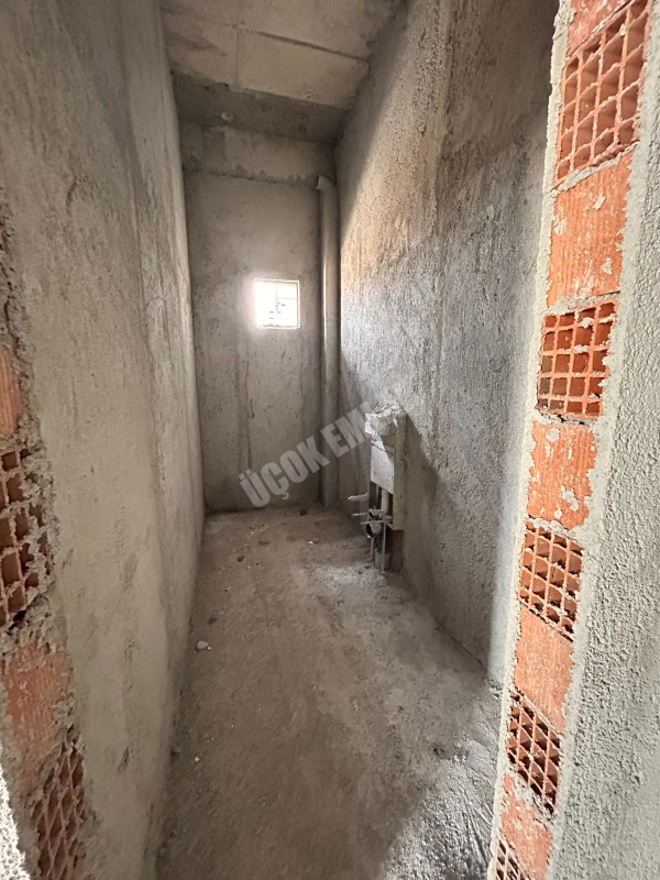 AFYON ÜÇOK EMLAKTAN  GÜVENEVLER MAH 2+1 60M² SATILIK DAİRE 