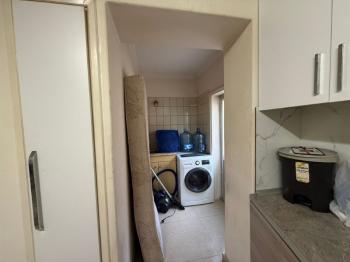 Lefkoşa Yenikent Bölgesinde Türk Koçanlı Bahçeli Satılık 3+1 İkiz Ev