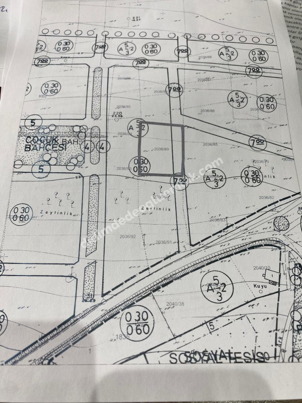 Didim Akyeniköy Merkezde imar Planı İçerisinde Satılık 1137M2
