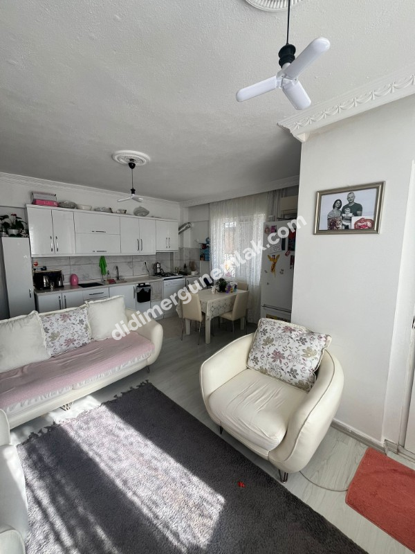 DİDİM EFELER MAHALLESİ' NDE GENİŞ BALKONLU 2+1 ACİL SATILIK – FIRSAT DAİRE!