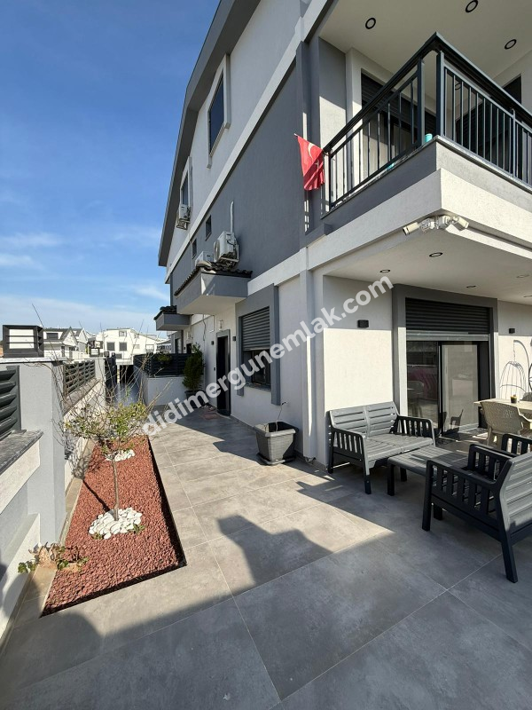DİDİM HİSAR MAHALLESİ’NDE  135 m² GENİŞ KULLANIM ALANLI BAHÇELİ  GENİŞ TERASLI & BALKONLU 1 YAŞINDA 3+1 SATILIK VİLLA! 