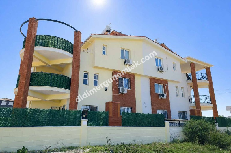 DİDİM HİSAR MAHALLESİ’NDE  360 m² ARSA İÇERİSİNDE  MÜSTAKİL BAHÇELİ  AYRI GİRİŞLİ 3+1 VİLLA! 
