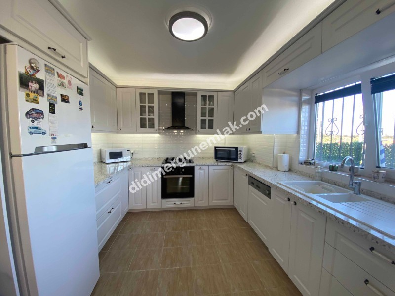 DİDİM HİSAR MAHALLESİ’NDE  360 m² ARSA İÇERİSİNDE  MÜSTAKİL BAHÇELİ  AYRI GİRİŞLİ 3+1 VİLLA! 