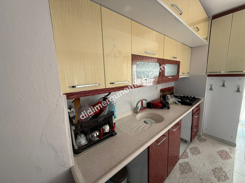 DİDİM ÇAMLIK MAHALLESİ’NDE  DENİZE YÜRÜME MESAFESİNDE 2+1 YOL CEPHELİ 2. KAT SATILIK DAİRE! 