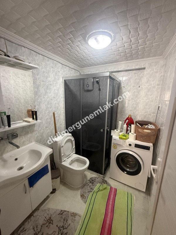 DİDİM ÇAMLIK MAHALLESİ’NDE  DENİZE YÜRÜME MESAFESİNDE 2+1 YOL CEPHELİ 2. KAT SATILIK DAİRE! 