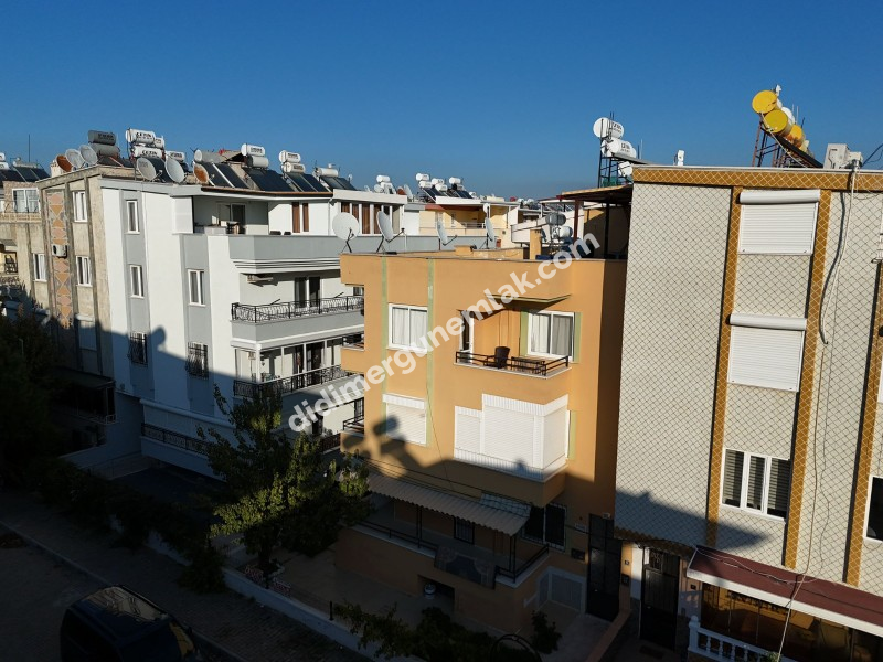 DİDİM ÇAMLIK MAHALLESİ’NDE  DENİZE YÜRÜME MESAFESİNDE 2+1 YOL CEPHELİ 2. KAT SATILIK DAİRE! 