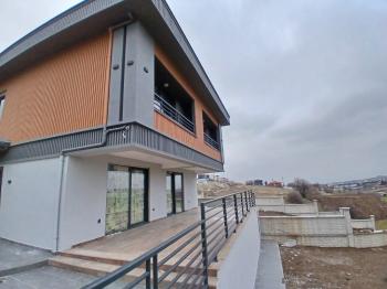 GÜVENAY - ÇORUM SLİMKENT BÖLGESİNDE FULL YAPILI SATILIK ULTRA LÜKS VİLLA