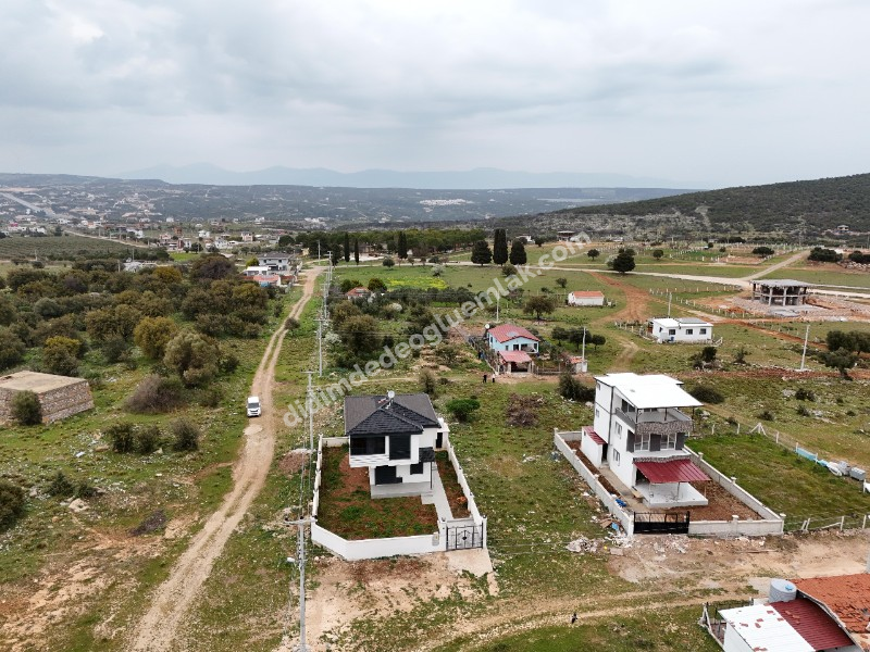 Didim Balovada Satılık Müstakil Villa Arsası