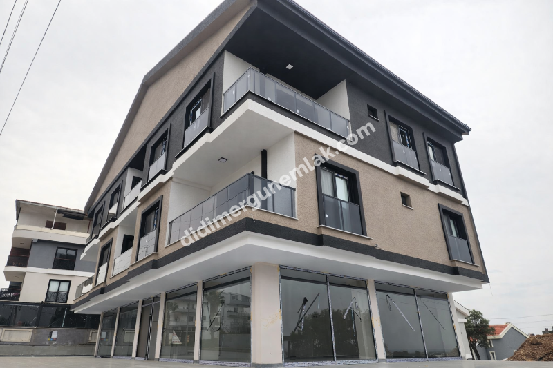 DİDİM HİSAR MAHALLESİ BULVAR ÜZERİNDE ULTRA LÜKS 2+1 – DÜKKAN ÜSTÜ 2. KAT ASANSÖRLÜ SATILIK DAİRE!