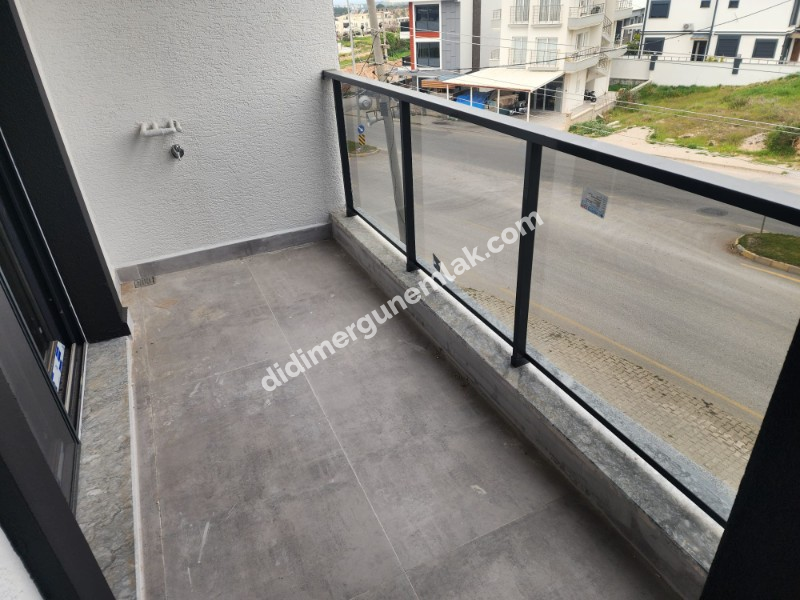 DİDİM HİSAR MAHALLESİ BULVAR ÜZERİNDE ULTRA LÜKS 2+1 – DÜKKAN ÜSTÜ 2. KAT ASANSÖRLÜ SATILIK DAİRE!