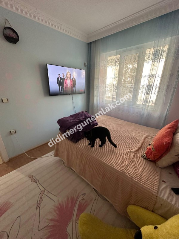 DİDİM YENİ MAHALLE’DE TAM KÖŞE GENİŞ BAHÇE KULLANIMLI 3+1 YÜKSEK GİRİŞ SATILIK DAİRE!