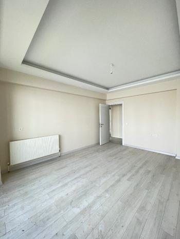 Güvenay - Çorum Üçtutlar Mah. Çevre Yolu Bulvarı Satılık 4+1 Daire 