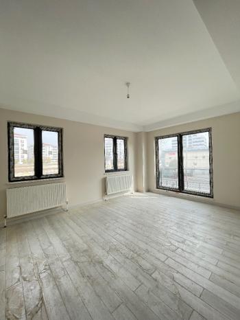 Güvenay - Çorum Üçtutlar Mah. Çevre Yolu Bulvarı Satılık 4+1 Daire 