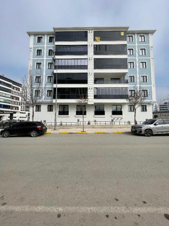 Güvenay - Çorum Üçtutlar Mah. Çevre Yolu Bulvarı Satılık 4+1 Daire 