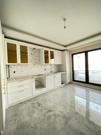 Güvenay - Çorum Üçtutlar Mah. Çevre Yolu Bulvarı Satılık 4+1 Daire 