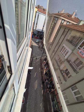 GÜVENAY -  ÇORUM YENİYOL MAH. ZAFER ÇARSISI ARKASI 2+1 EŞYALI KİRALIK DAİRE