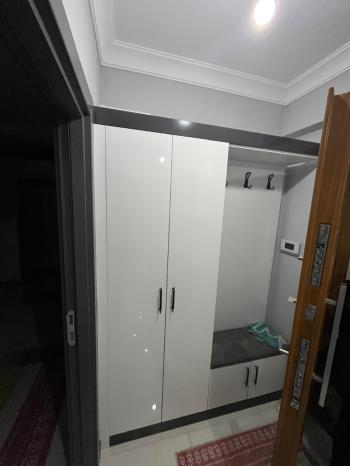 ÜNİVERSİTE BÖLGESİNDE EŞYALI KİRALIK 1+1 DAİRE