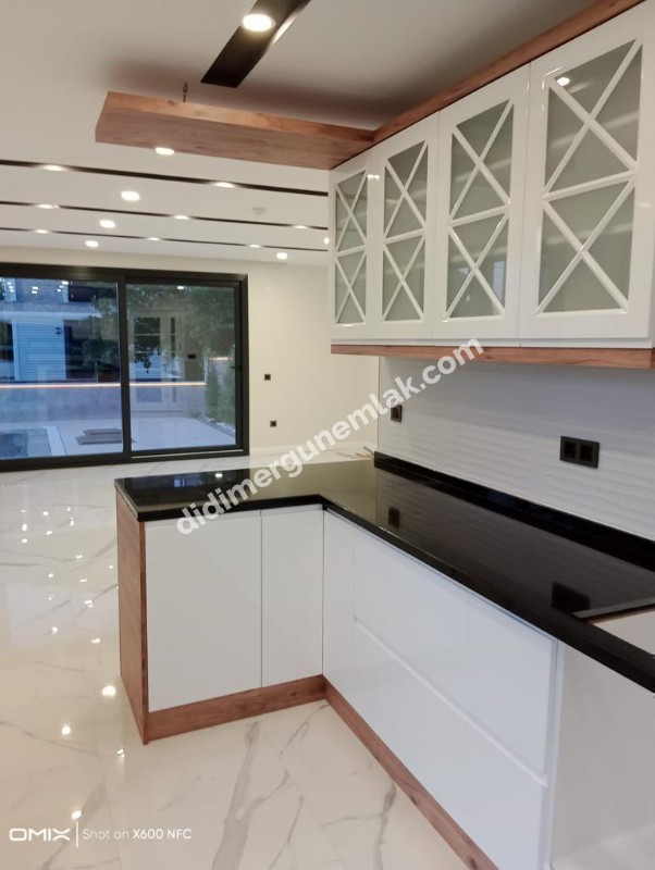 DİDİM YEŞİLKENT YOLUNDA ULTRA LÜKS 4+1 AKILLI VİLLA | 245m² ARSA | HAVUZLU | OTOPARKLI | İSKANLI! 