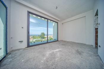 Girne Alsancak Yeşiltepe Satılık Havuzlu Villa