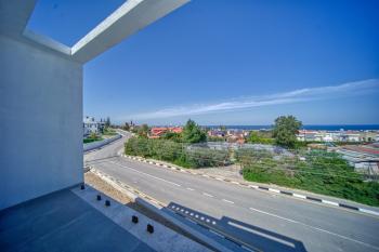 Girne Alsancak Yeşiltepe Satılık Havuzlu Villa