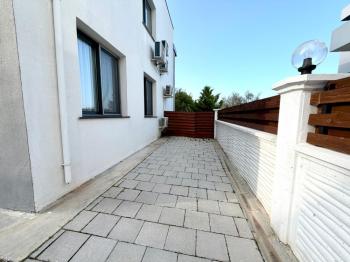 Kıbrıs Girne Ozanköy Full Eşyalı Bahçe Kullanımlı 2+1 Satılık Daire