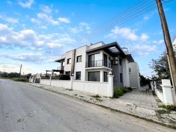 Kıbrıs Girne Ozanköy Full Eşyalı Bahçe Kullanımlı 2+1 Satılık Daire