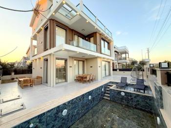 Didim'de Satılık 5+1 Tam Müstakil Villa