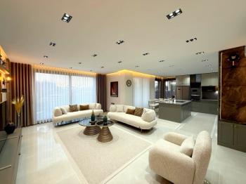 Didim'de Satılık 5+1 Tam Müstakil Villa