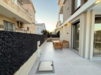 Didim'de Satılık 5+1 Tam Müstakil Villa