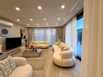 Didim'de Full Eşyalı 4+1 Villa