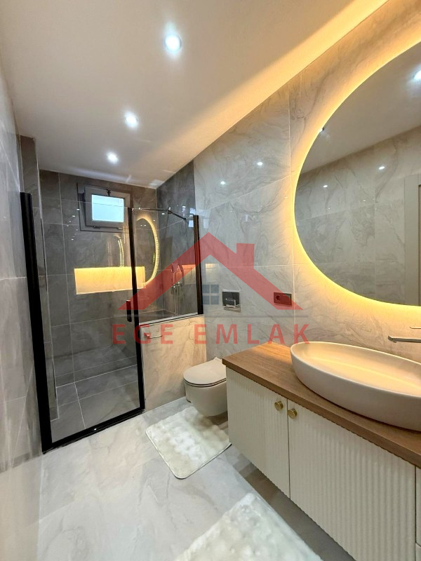 Didim'de Satılık 5+1 Tam Müstakil Villa