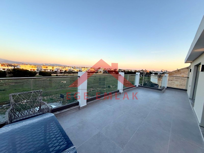 Didim'de Satılık 5+1 Tam Müstakil Villa