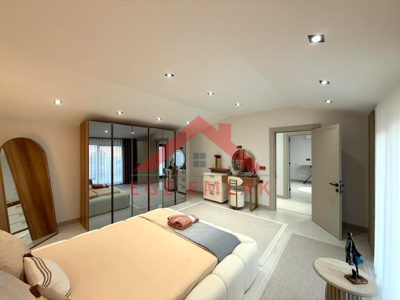 Didim'de Satılık 5+1 Tam Müstakil Villa