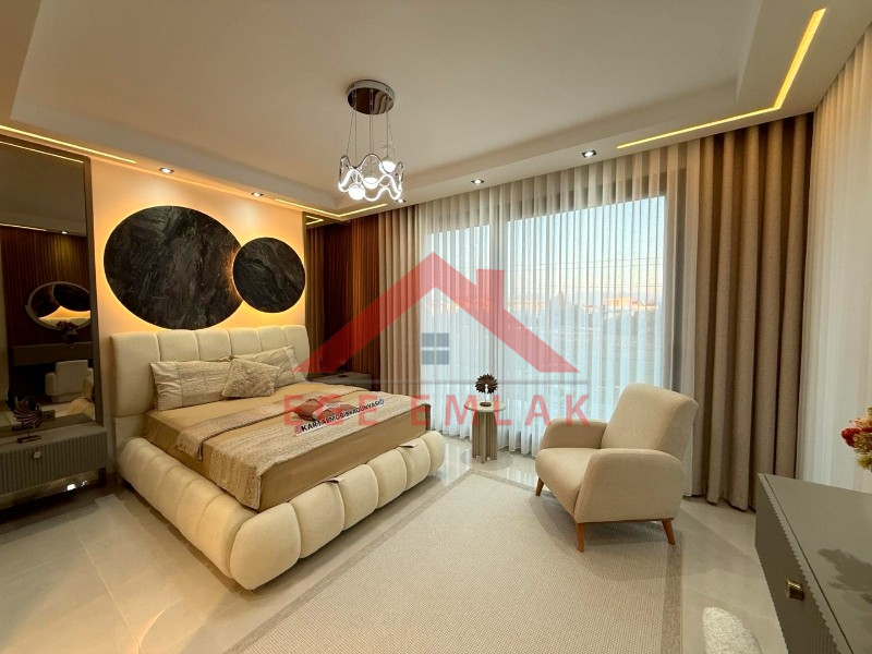 Didim'de Satılık 5+1 Tam Müstakil Villa