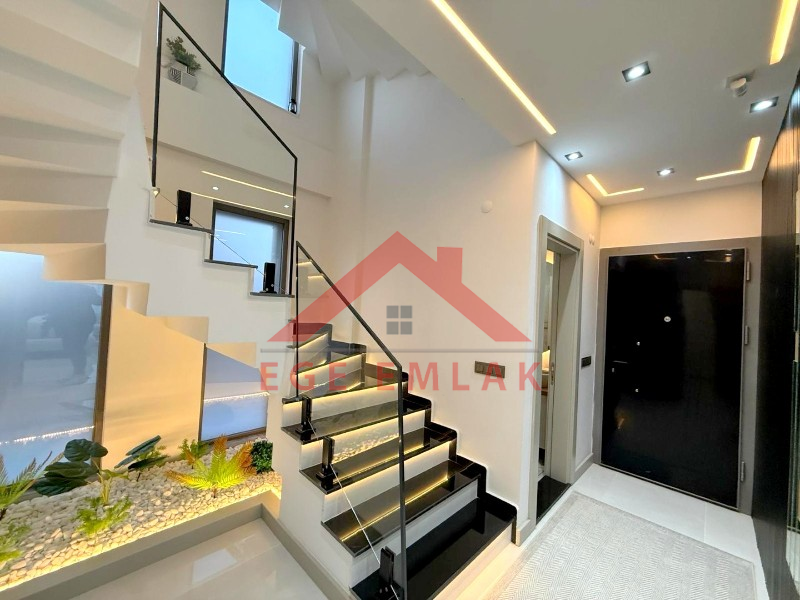 Didim'de Satılık 5+1 Tam Müstakil Villa