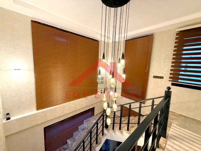 Didim'de Full Eşyalı 4+1 Villa