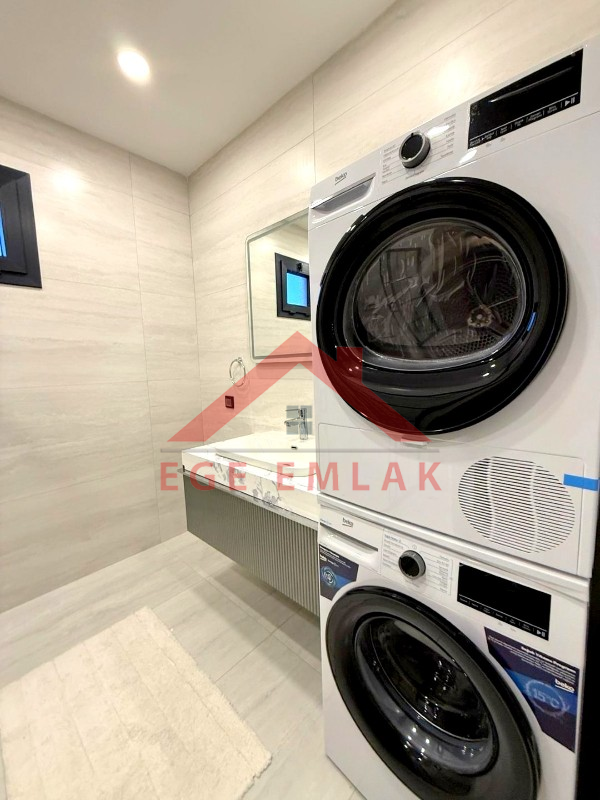 Didim'de Full Eşyalı 4+1 Villa