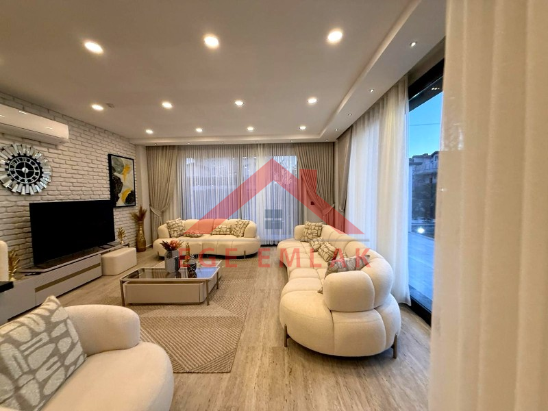 Didim'de Full Eşyalı 4+1 Villa