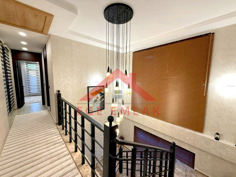 Didim'de Full Eşyalı 4+1 Villa