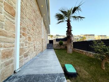 Didim'de Tam Müstakil Full Eşyalı Villa