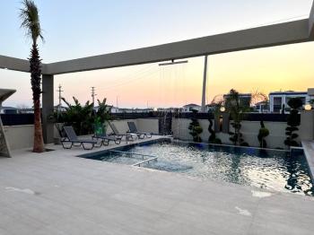 Didim'de 610 M2 Arsa İçerisinde Satılık 4+1 Villa