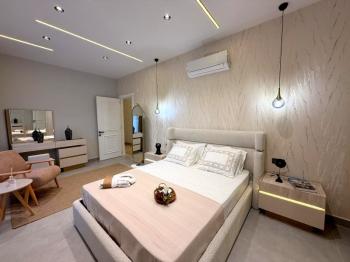 Didim'de 610 M2 Arsa İçerisinde Satılık 4+1 Villa