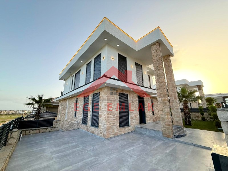 Didim'de Tam Müstakil Full Eşyalı Villa