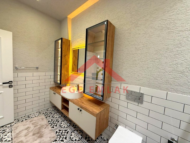 Didim'de 610 M2 Arsa İçerisinde Satılık 4+1 Villa